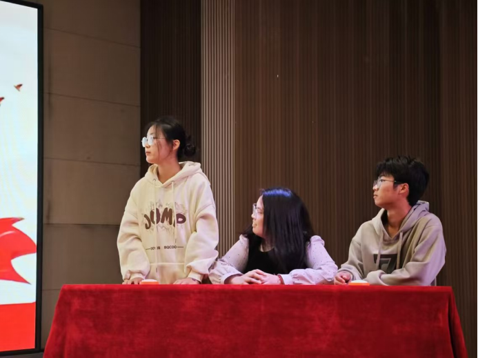 必赢242net官网管理学院举办“知史爱党，知史爱国”知识竞赛