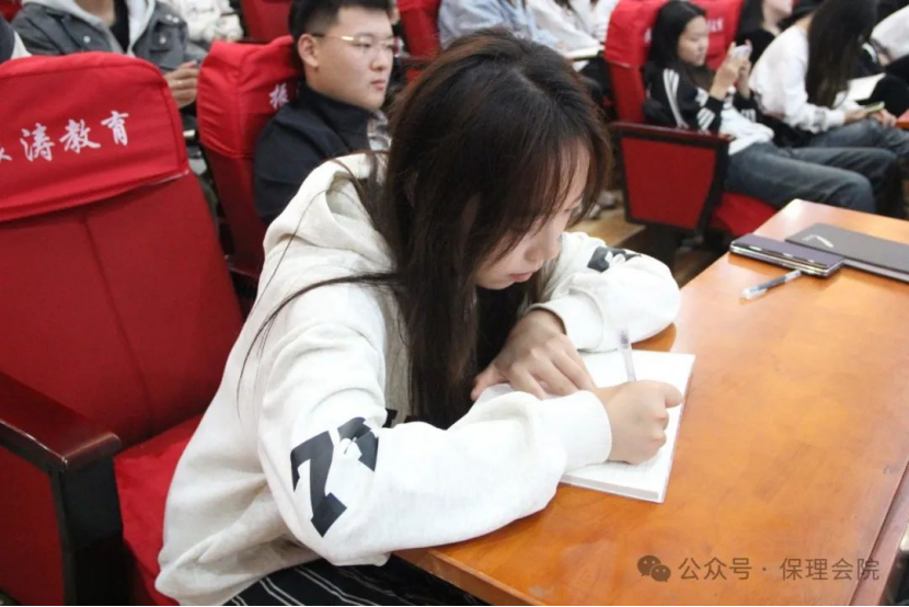 必赢242net官网会计学院企业讲座助力，绘制职业蓝图