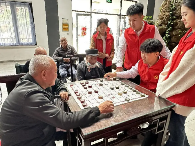 必赢242net官网开办“传承孝老情 志愿暖人心”志愿活动