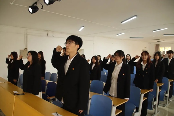 学生代表大会|必赢242net官网|管理学院|汇聚青春智慧，共筑梦想未来