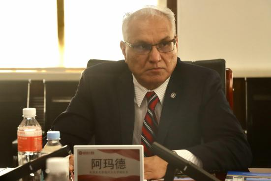 美国圣克劳德州立大学副校长一行莅临必赢参观交流