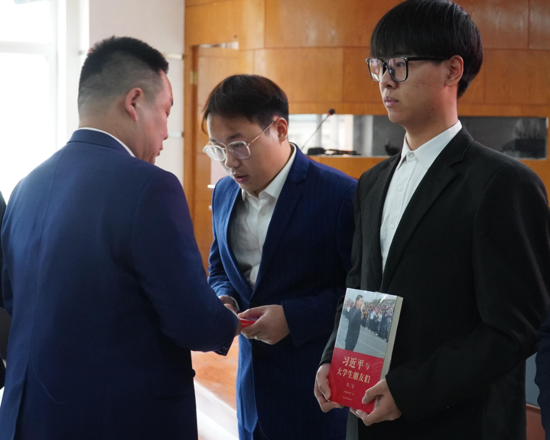 以信仰之名 赴“青马”之约——必赢242net官网“青马工程”大学生骨干秋季班开班仪式圆满举行