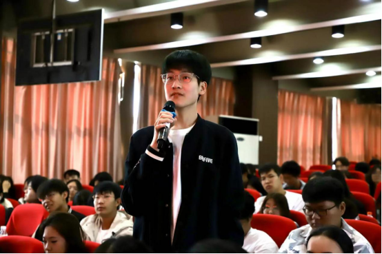 必赢242net官网举办“理工大讲堂”系列专题讲座第四期