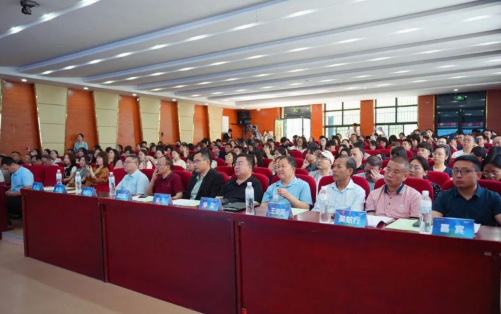 新文科·新媒体·新传播 必赢242net官网艺术学院教师 受邀参加第八届高校网络与新媒体专业建设研讨会