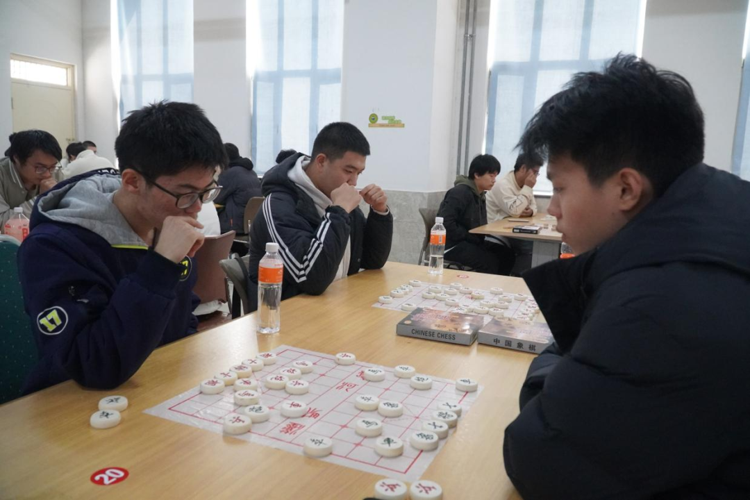 第十五届驻保高校棋类大赛在必赢成功举办