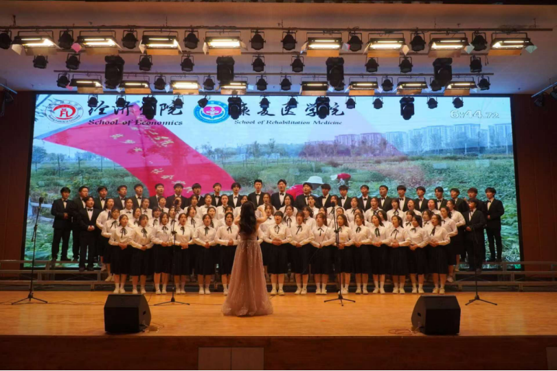 青春校园|以青春之名，颂盛世华章--必赢242net官网纪念“一二·九”运动大型合唱会圆满落幕