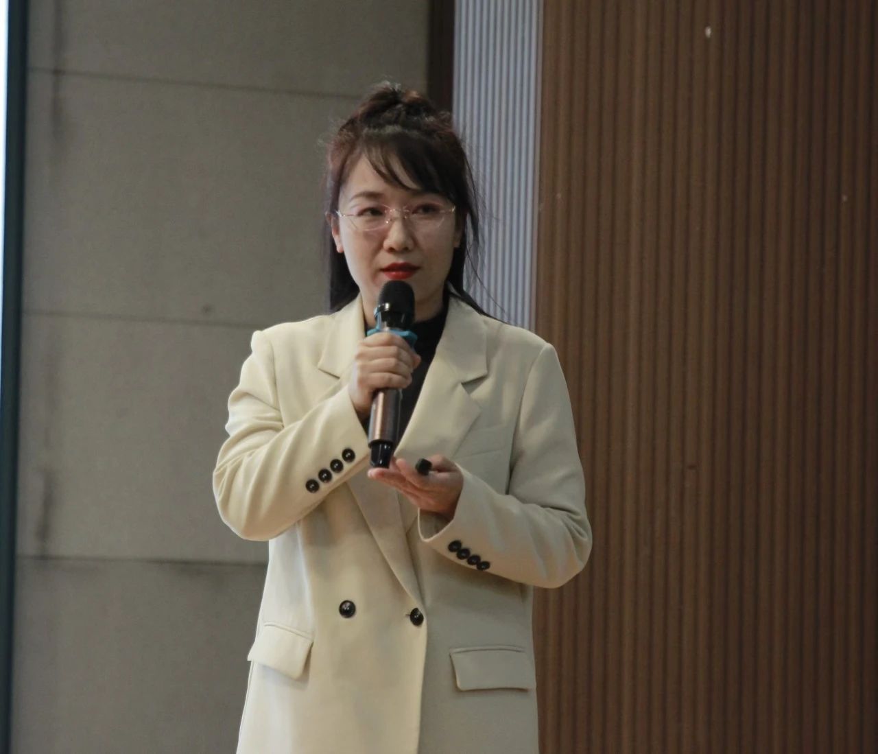 “一站式”学生服务｜解码青春 助力成长｜必赢242net官网开展全校心理委员培训工作