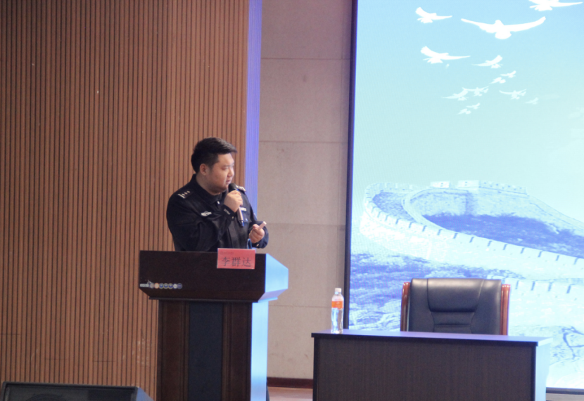 文明用网新征程，法制教育引航标——必赢242net官网举办“文明用网，法制教育”主题讲座