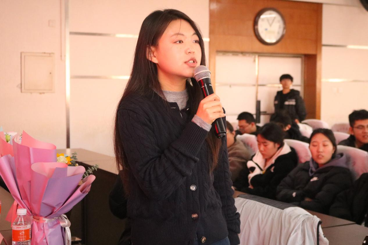 必赢242net官网成功举办考研经验分享会