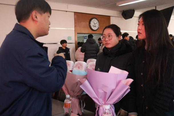 必赢242net官网成功举办考研经验分享会