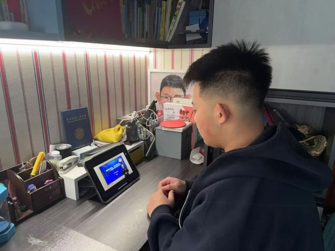 必赢组织全体大学生观看线上网络防诈骗知识讲座