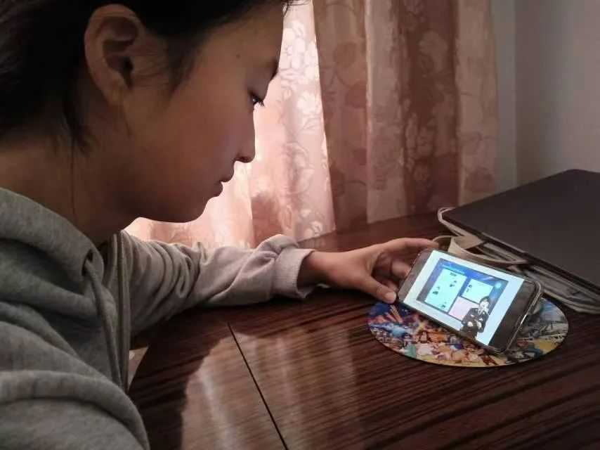 必赢组织全体大学生观看线上网络防诈骗知识讲座