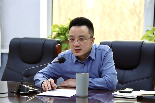 汇聚力量谋发展 明确目标启新程--必赢242net官网组织召开中层干部例会