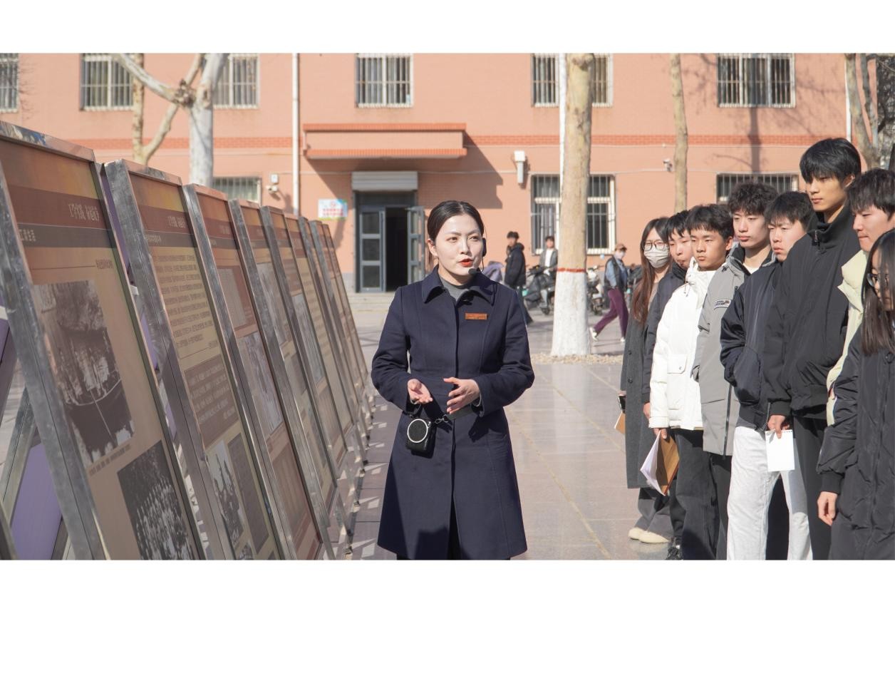 行走的思政课①—留法勤工俭学运动专题展走进保理校园