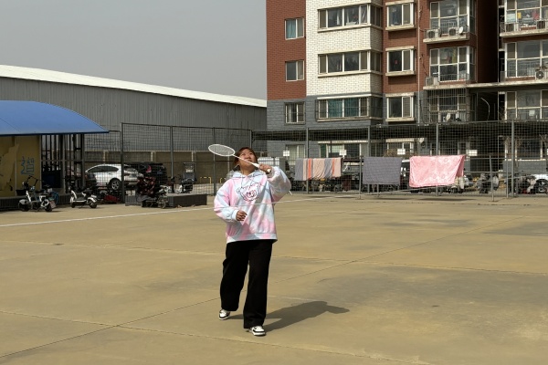 经济学院羽毛球选拔赛圆满落幕，校赛征程正式开启