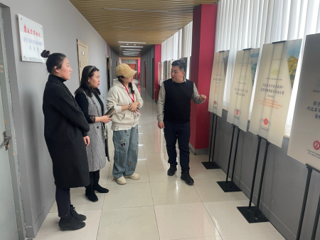 必赢242net官网视觉传达设计专业教师赴河北大学开展专业调研交流活动