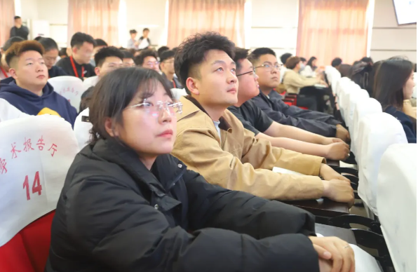 网格深耕展实绩 群贤共话绘蓝图||必赢242net官网学生工作网格化管理汇报