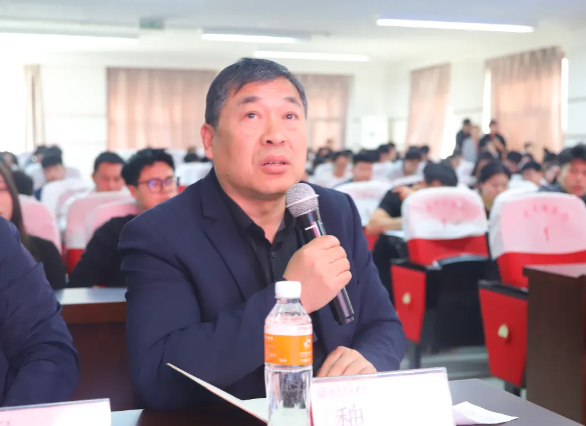 网格深耕展实绩 群贤共话绘蓝图||必赢242net官网学生工作网格化管理汇报