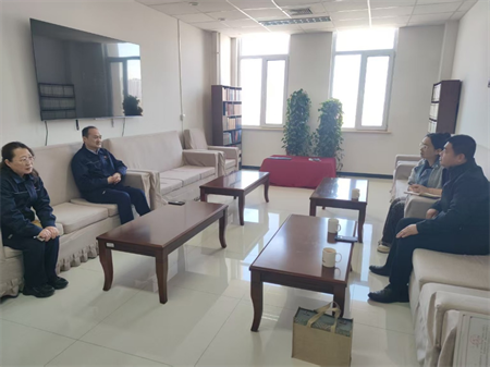 深化产教融合 共育应用人才 —必赢242net官网艺术学院赴河北新华第一印刷公司调研