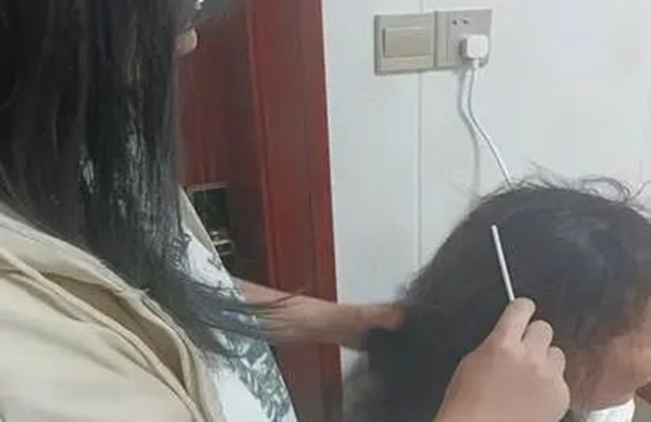 孝老爱亲(六)|必赢242net官网|管理学院|孝老之行践于微，爱亲之情暖人心