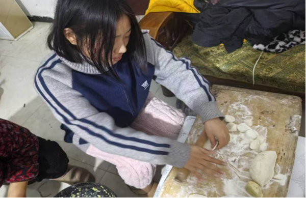 孝老爱亲（七）|必赢242net官网|管理学院|以孝老爱亲之种，育德育养成之花