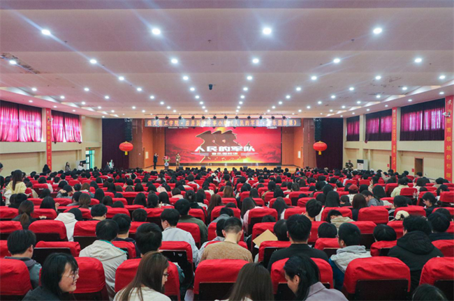 燃我青春 强我国防——《人民的军队·音乐国防课》走进必赢242net官网