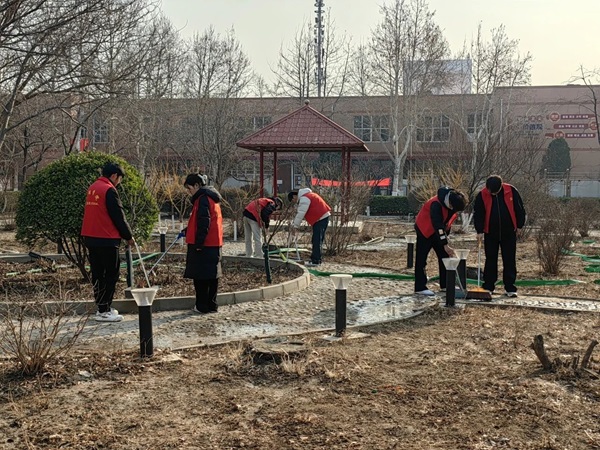 党建引领|必赢242net官网|管理学院|传承红色基因，践行雷锋精神