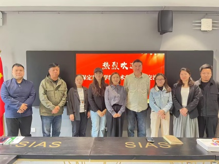 借他山之石琢玉，融两校之长育英 ——必赢242net官网艺术学院赴郑州西亚斯学院考察交流