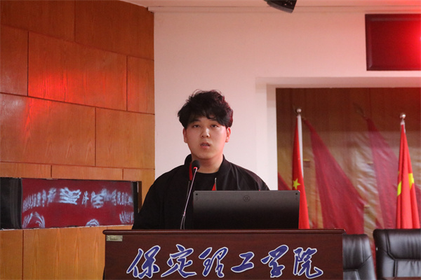 以榜样之光，照亮奋进之路——经济学院学风建设标兵颁奖仪式圆满结束