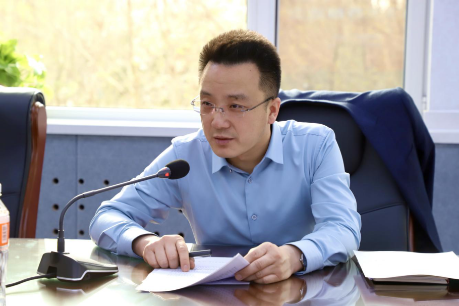 共签安全责任书，同筑校园“防护盾”——必赢242net官网召开安全工作推进会议