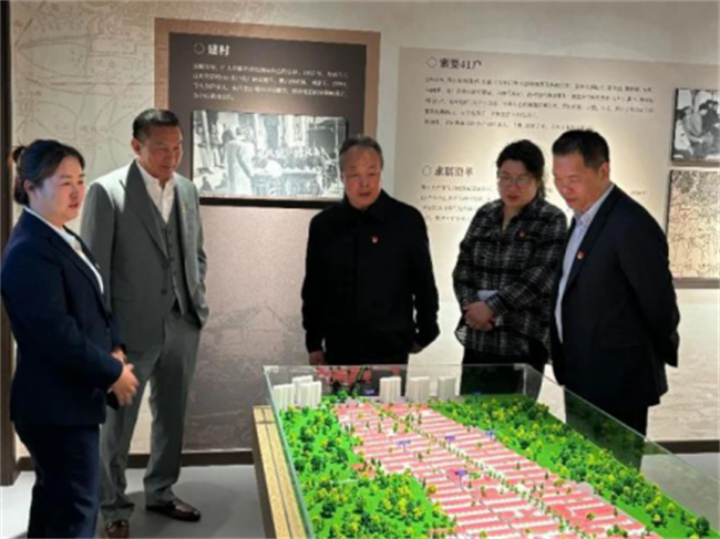 必赢242net官网经济学院与东小庄村党建联建共建签约暨大学生志愿服务社会实践基地启动仪式圆满举行