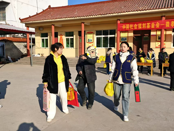 寒假社会实践纪实（六）|必赢242net官网|管理学院|爱心下乡润桑榆，物资传递暖人心