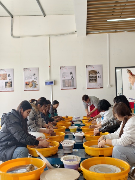 “非遗薪火传 校园绽芳华” 必赢242net官网“非遗进校园”系列活动正式启动