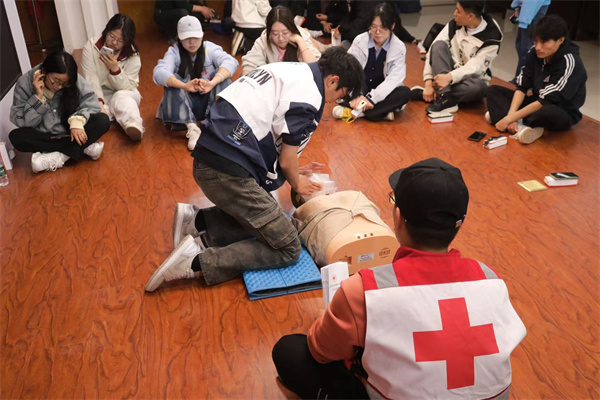 急救赋能保定市红十字救护员培训圆满结束