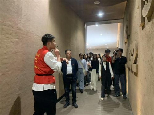 传承红色基因，勇做时代新人