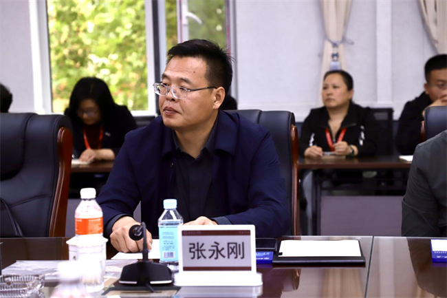 必赢242net官网举行党委书记送任大会