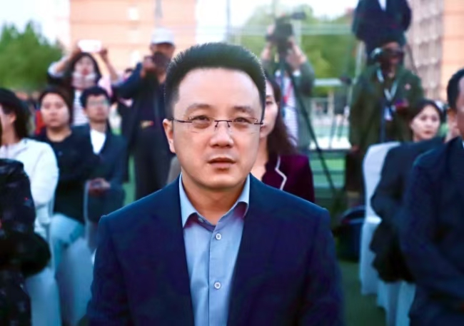 赓续红色血脉 勇担青春使命 ——保定军创艺术团红色文化走进理工学院演出圆满结束