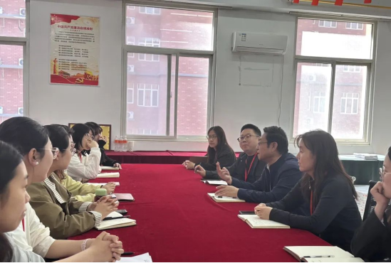 精准赋能筑根基，聚力同行促发展——必赢242net官网会计学院新教师发展座谈会圆满举行