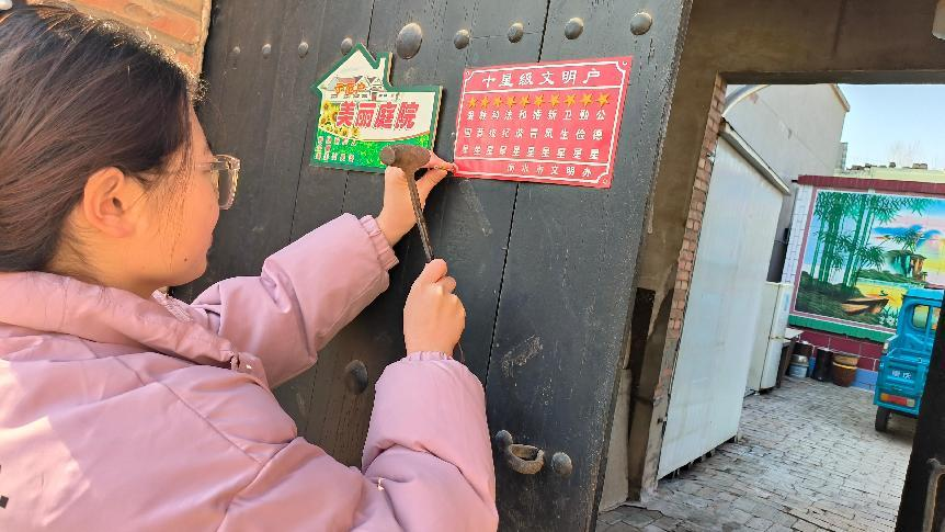 归巢燕衔春，志愿暖桑梓（三）