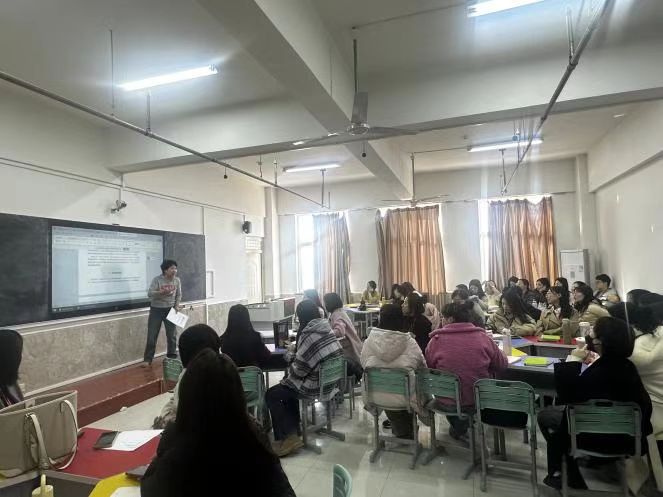 春风化雨育桃李，论文指导启新程