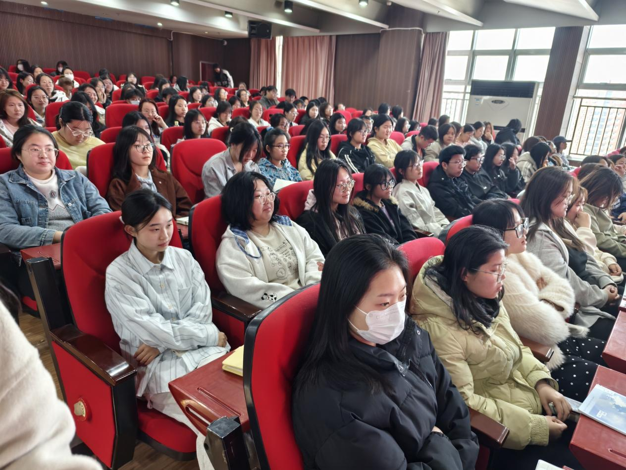 聚焦心理成长 共筑心灵防线