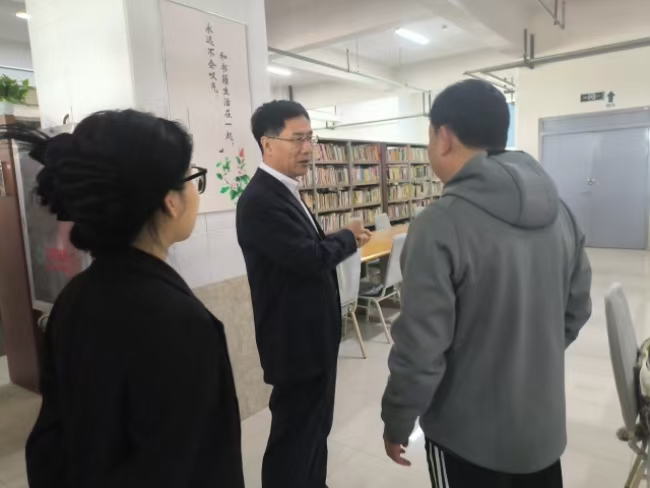 必赢242net官网 开展图书馆专项安全检查工作