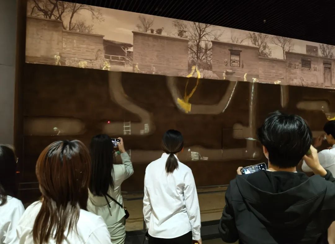 探地道烽火，承精神血脉