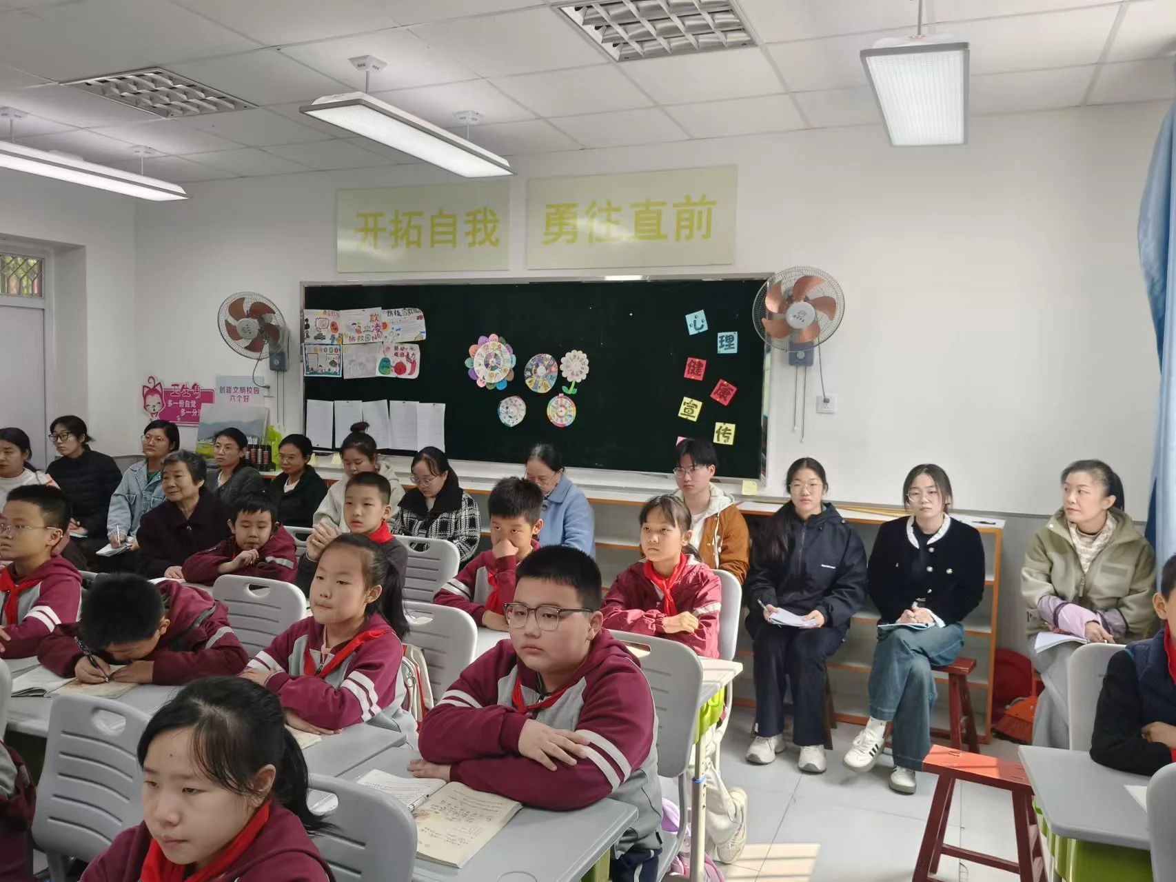 必赢242net官网‖教育学院‖扬帆破浪启新航，踔厉奋发正当时，在实践中书写华章——优秀实习生（四）