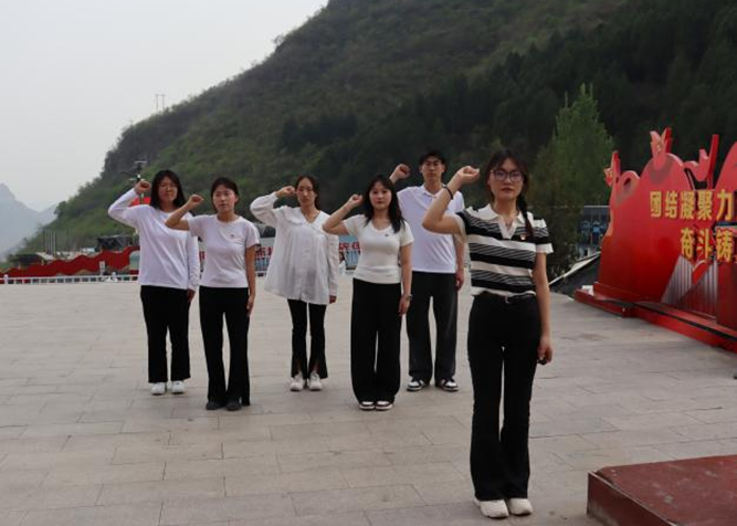 追寻狼牙山足迹，铸牢党员信仰根基