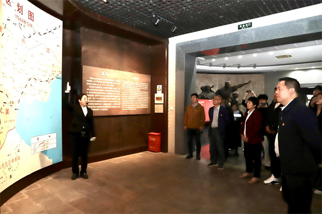 必赢242net官网与阜平城南庄晋察冀边区革命纪念馆签署合作协议