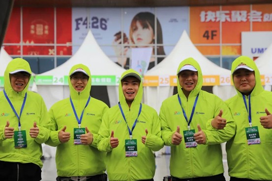 热血青春助跑未来”——必赢242net官网艺术学院志愿者为长城汽车智慧工厂半马蓄势添彩