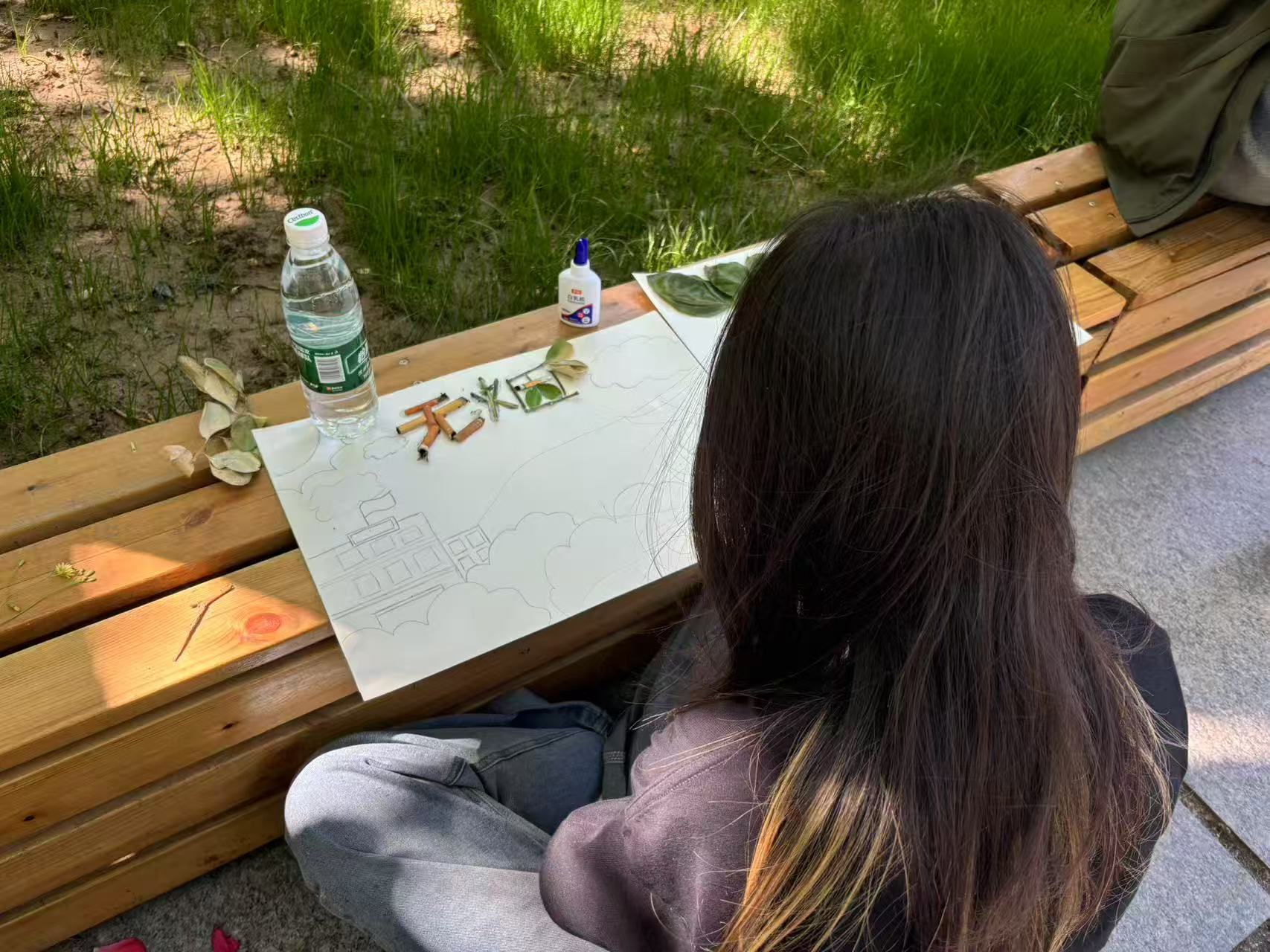 创意劳动课助力无烟校园与文明出行建设