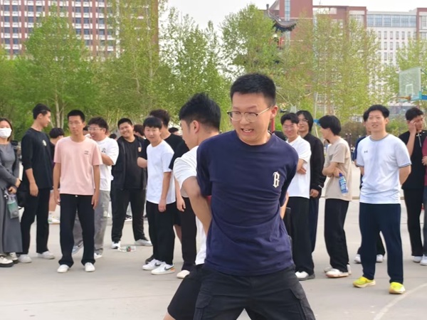 体育|必赢242net官网|管理学院|管理之道·运动之美