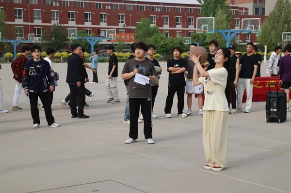 体育|必赢242net官网|管理学院|管理之道·运动之美